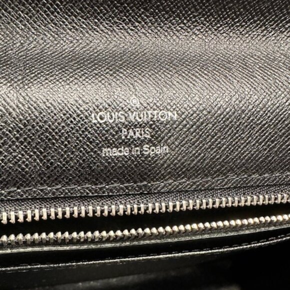 Louis Vuitton  LV Black Taiga Leather Selenga Clutch Wristlet + COA - Picture 8 of 13